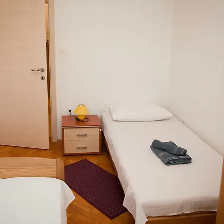 Apartment Ana