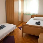 Ana Appartement *