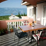 Appartement Ana Radovin