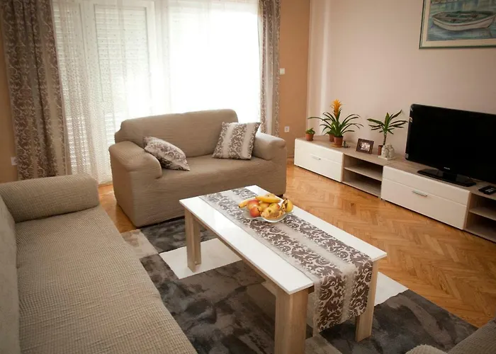 Ana Apartman *